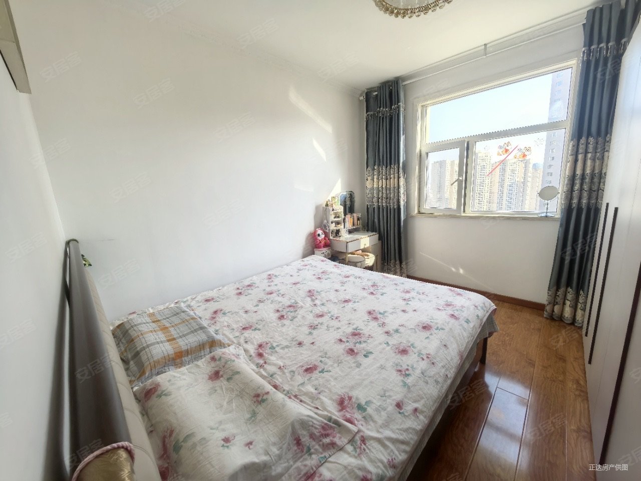 紫薇丽都2室2厅1卫89.89㎡东75万