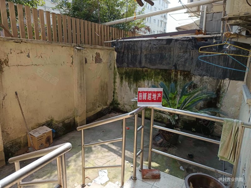 上海房产网>上海二手房>宝山二手房>淞宝二手房>海滨新村>800_600