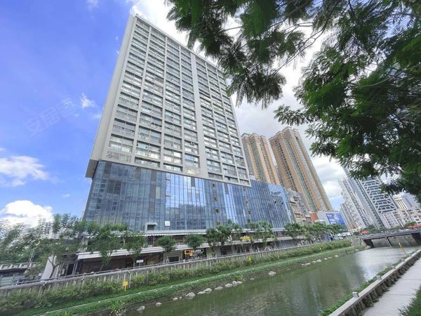 深圳罗湖蔡屋围港岛银座罗湖繁华地段 地铁口 全落地窗采光好开阔美景