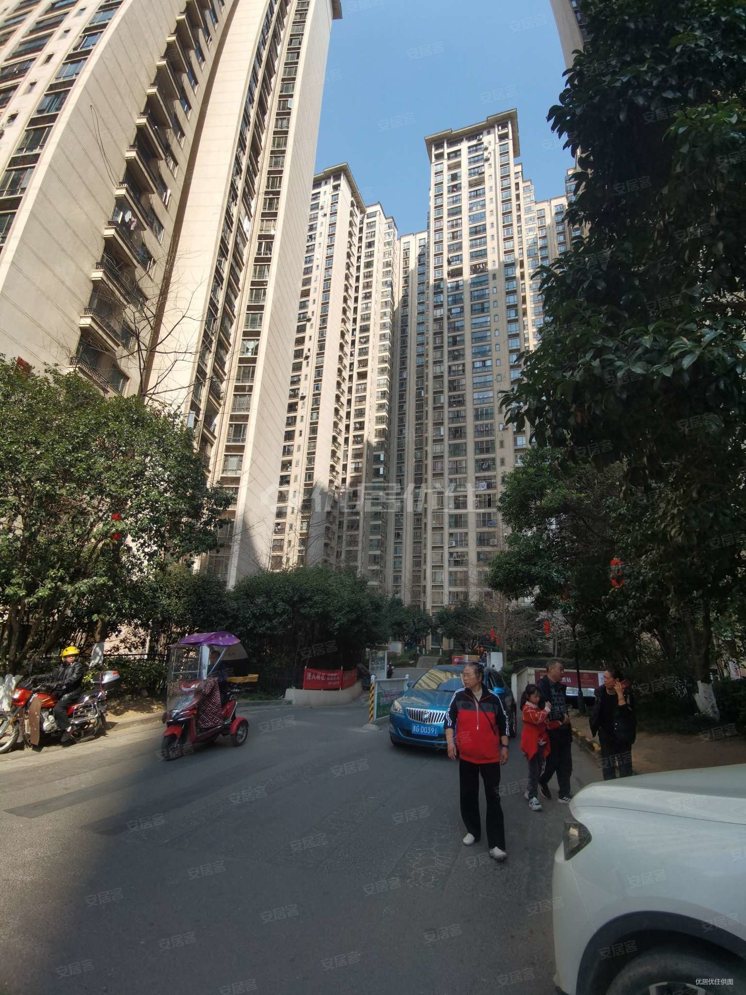 南北通透山水黔城电梯房2室96平诚心出售价格可议