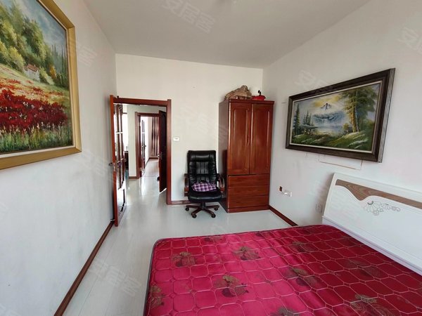 哈尔滨平房北厂南城明珠南城明珠 押一付三 两室一厅精装每月1400元