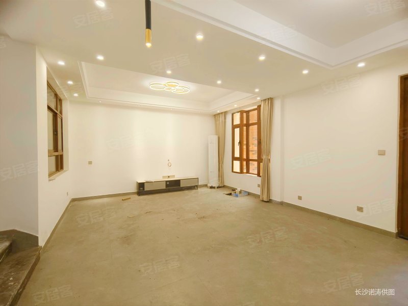 红墅湾联排别墅 商业配套齐全三大购物中心 背靠沙湾公园