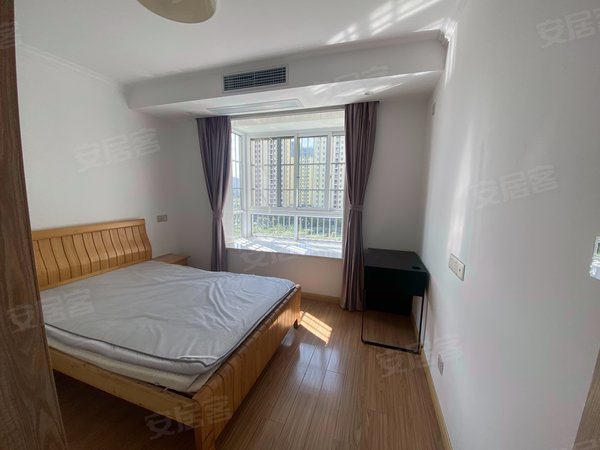 上海浦东周浦繁荣馨苑实拍 地铁18号线旁 繁荣馨苑 2室2厅1卫 电梯房