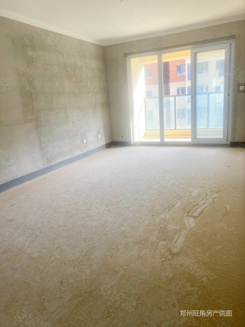 路劲九郡三期,纯洋房社区,电梯好楼层,采光好