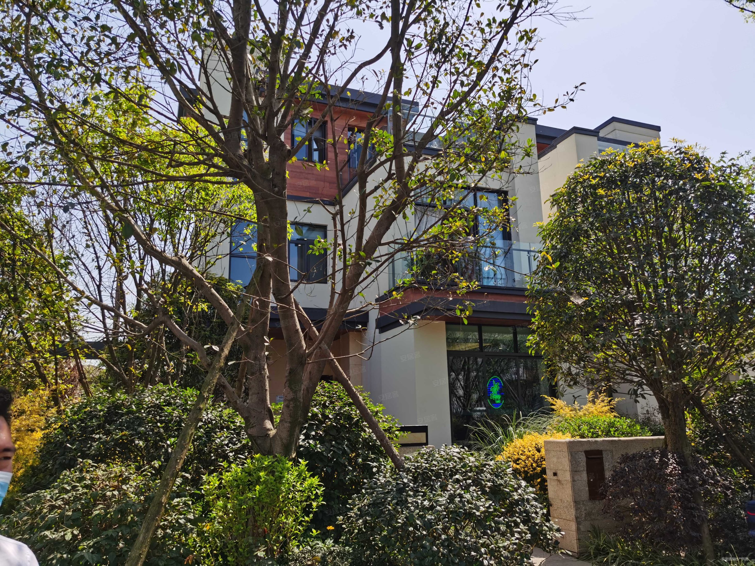 江口水镇别墅江口水镇4室2厅4卫204平方米