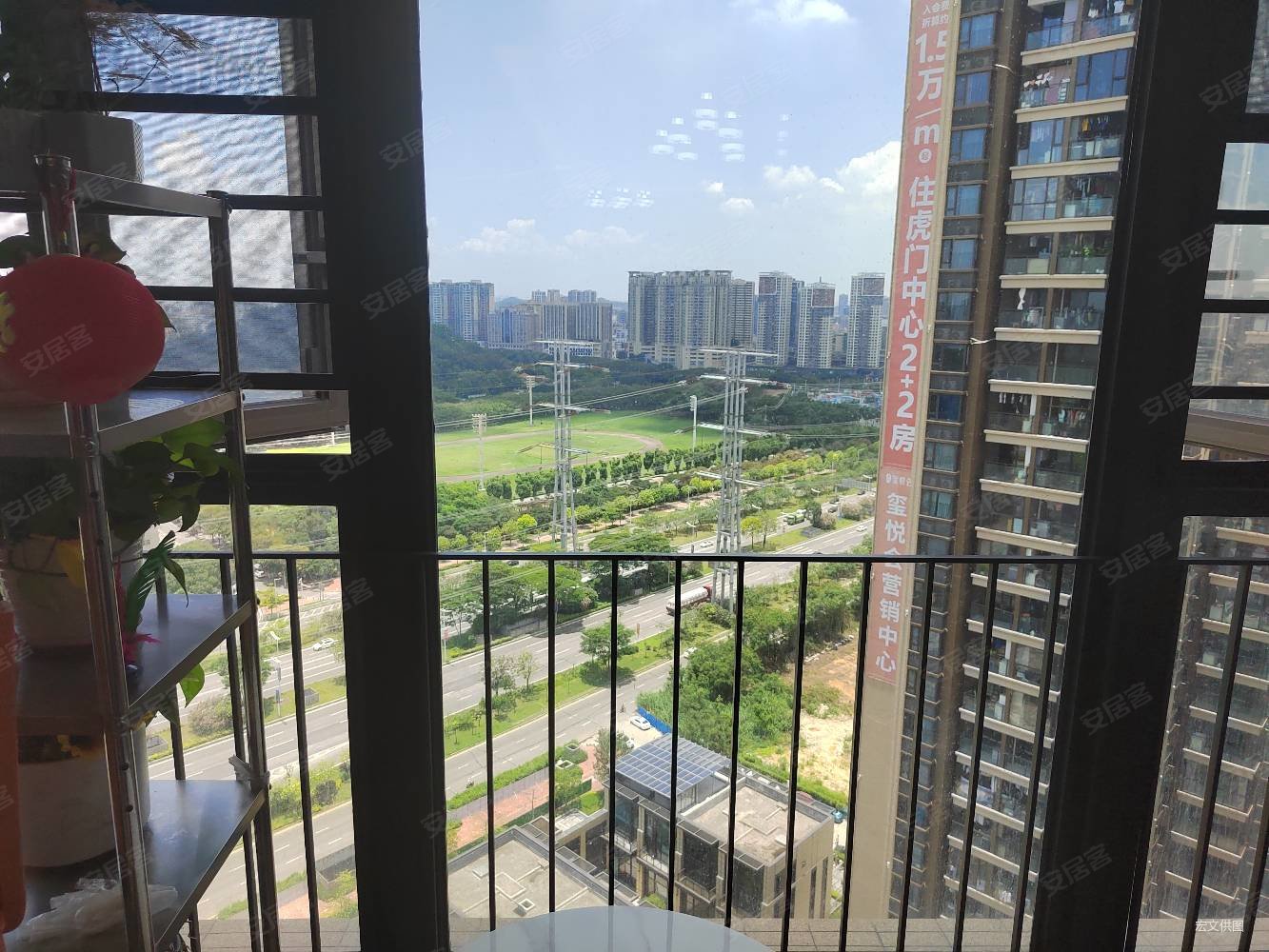 虎门公园旁龙光玖龙玺次新房中高层阳台直接看虎门公园精装三房