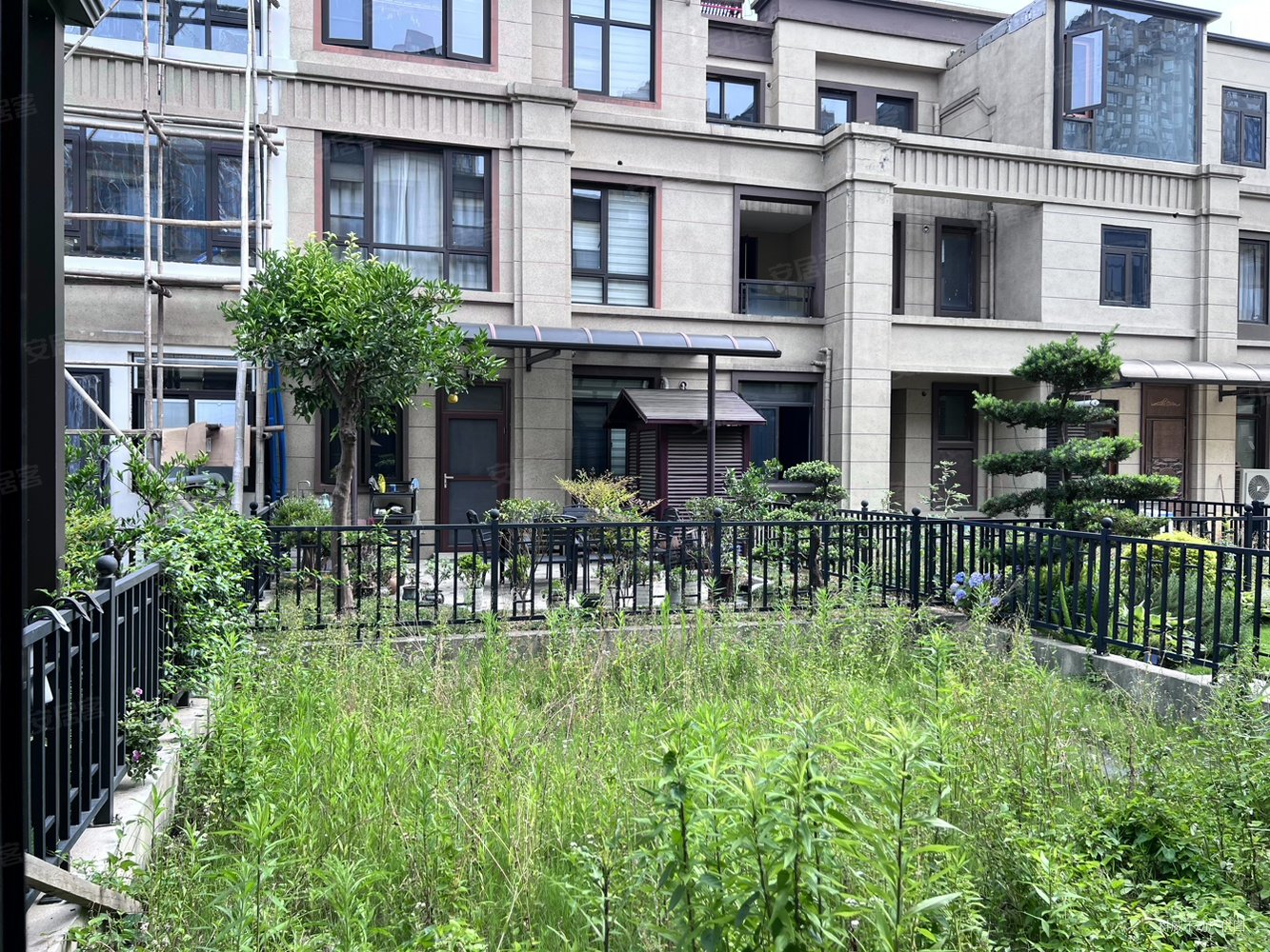 南北私家花园 有天有地 带车位 全新毛坯,复地御溪雅苑(二期别墅)二手