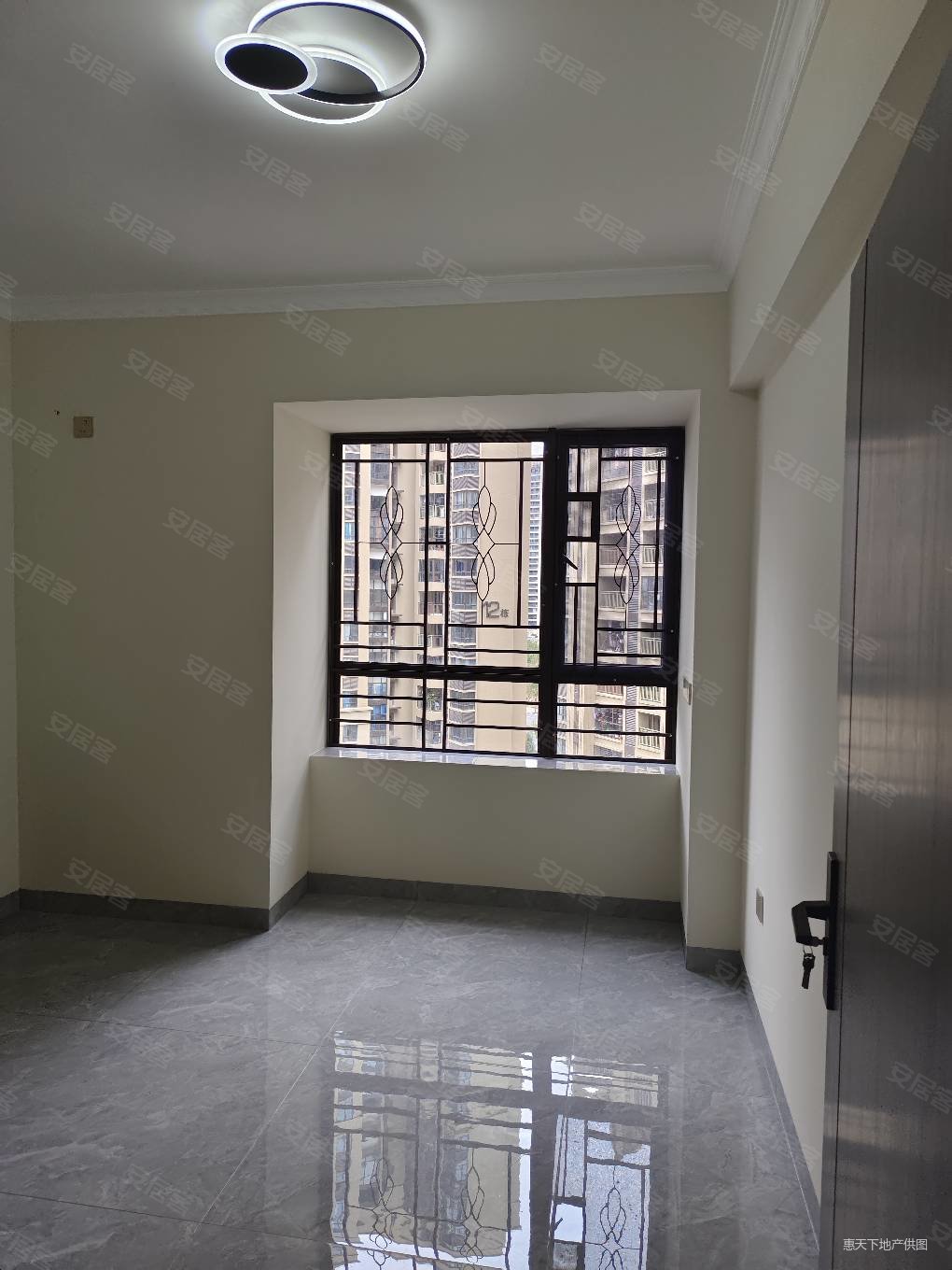 德润天峰南北通透的3房2厅精装修出租