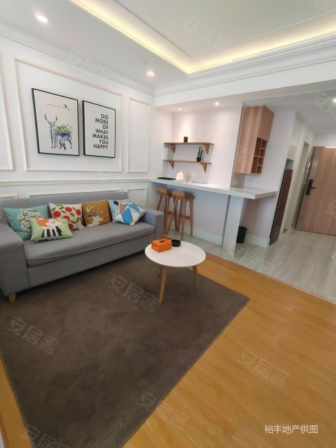 岭南v谷 满五   电梯房 车位充足 正规商品房 次新小区