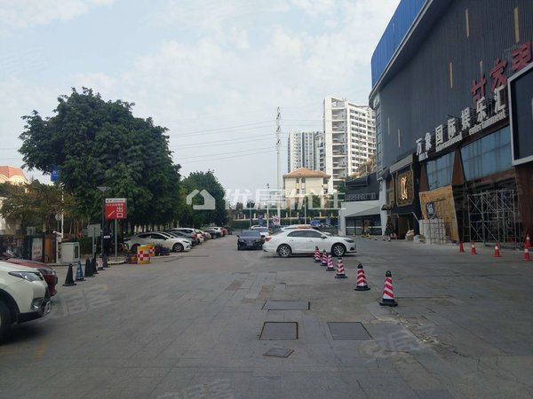 南宁青秀东盟商务永凯春晖花园a区地铁口 大单间 配套齐全出租房源