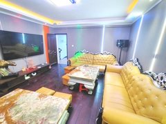 南宁青秀仙葫豪华装修，带KTV，配齐，可以停6辆车，青秀区别墅，江边独栋出租房源真实图片