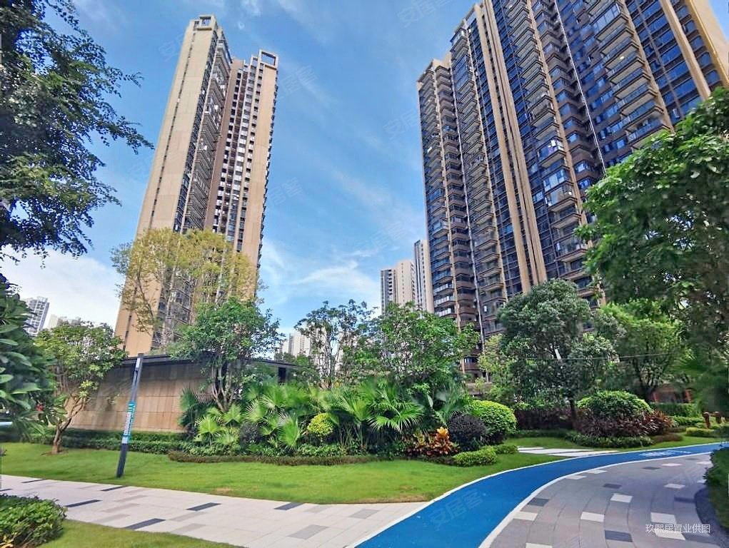 业主亏本50万卖降价急售碧桂园城央印象大五房万达吾悦商圈