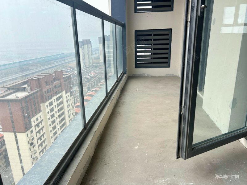 鲁昊棠琳湾二期