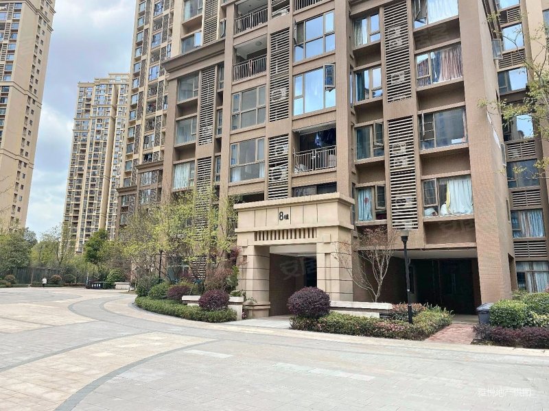 (好房推荐)天府新区雅居乐剑桥郡刚需住宅套三拎包入住