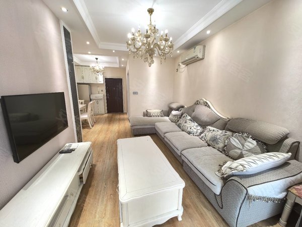 重庆沙坪坝大学城熙街熙都会重师南门,熙街熙都会两室,住家配套,近