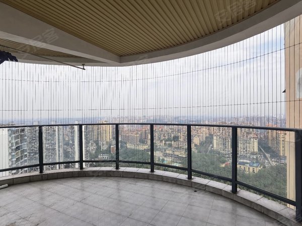 泸州江阳城西灏景尊城!江阳公园附近灏景尊城4室寻客出租房源真实图片