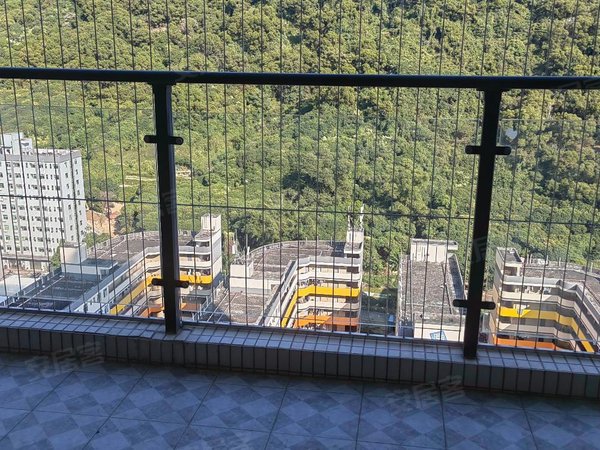 深圳宝安石岩御康华庭宝安石岩同富裕花园小区电梯4房出租出租房源