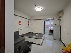 安阳殷都梅东路急租,钢花公寓,一室,精装修,600元出租房源真实图片