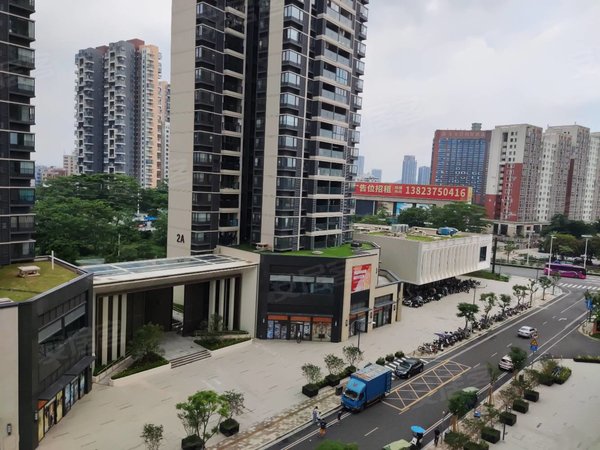 深圳坪山坪山万樾府距离比亚迪2.4公里.出租房源真实图片