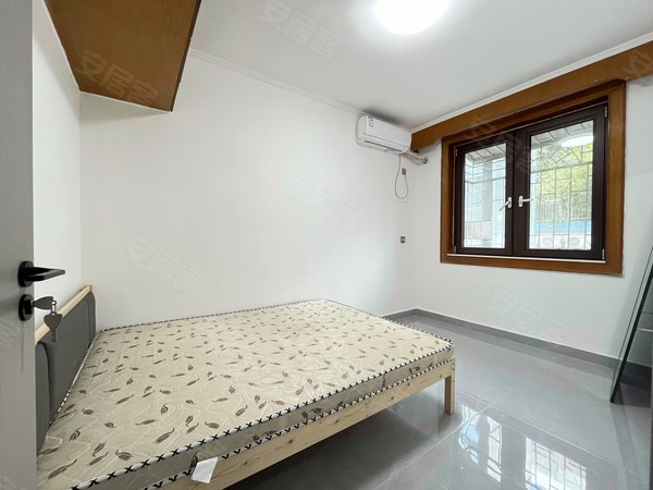 【多图】湖景花园,洪湖租房,湖景花园4房2厅 户型方正 随时看房 近
