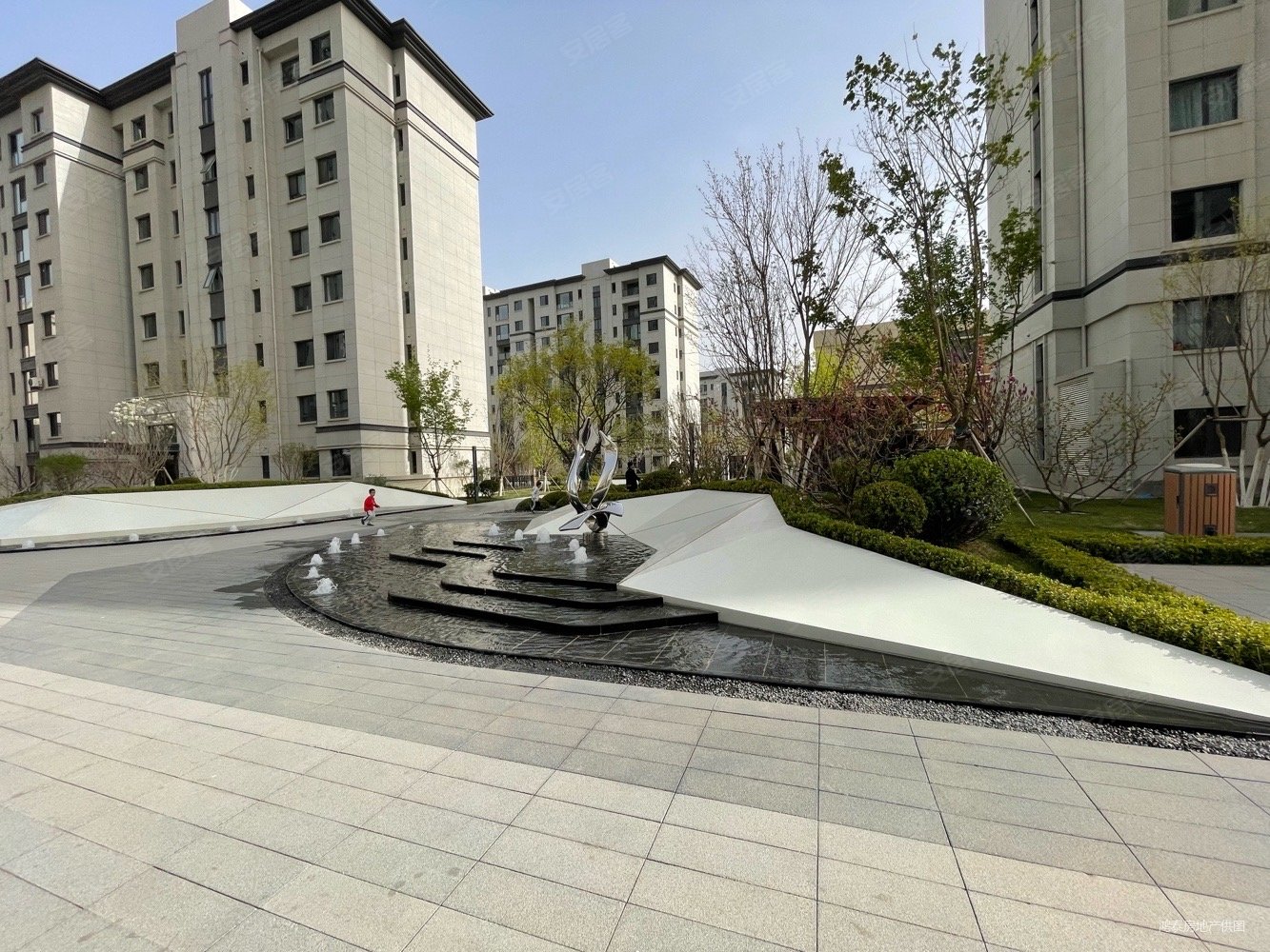 远洋保利悦和山海3室2厅2卫102㎡南北326万