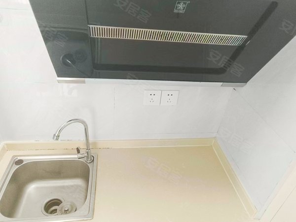 【多图】湘云雅苑,区政府租房,近滨河路地铁口海康 银泰精装一室(可短