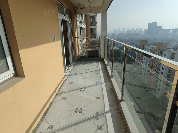 苏州吴江太湖新城龙祥花园龙祥花园两房出租 双大阳台 图片实拍 民用