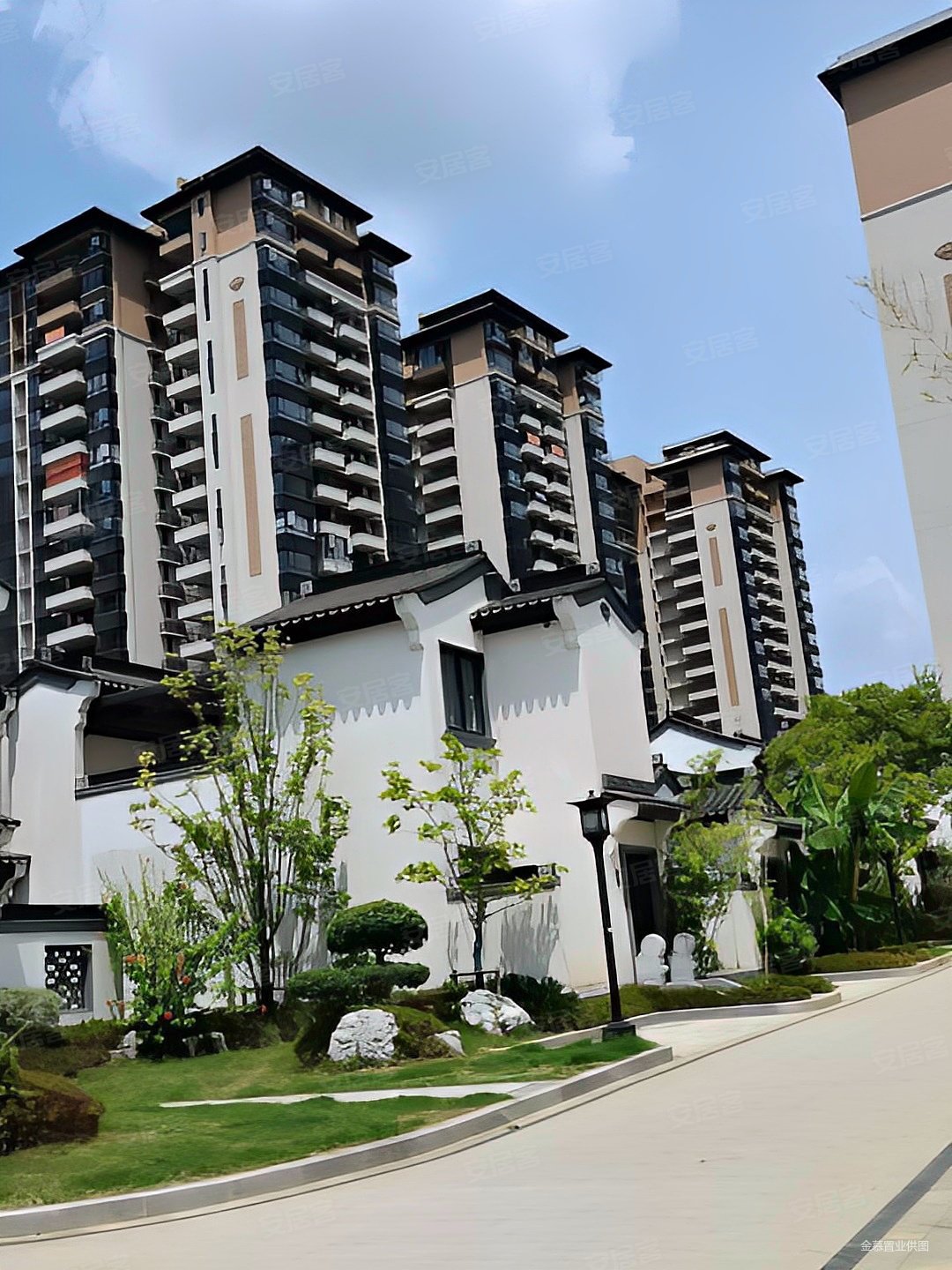 北投荷院5室2厅3卫125㎡南北120万