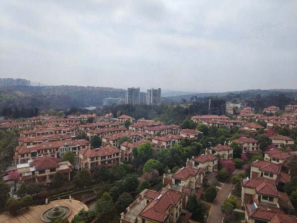 昆明安宁太平新城龙湾1号太平新城龙湾一号精装三房 带家具家电 装修