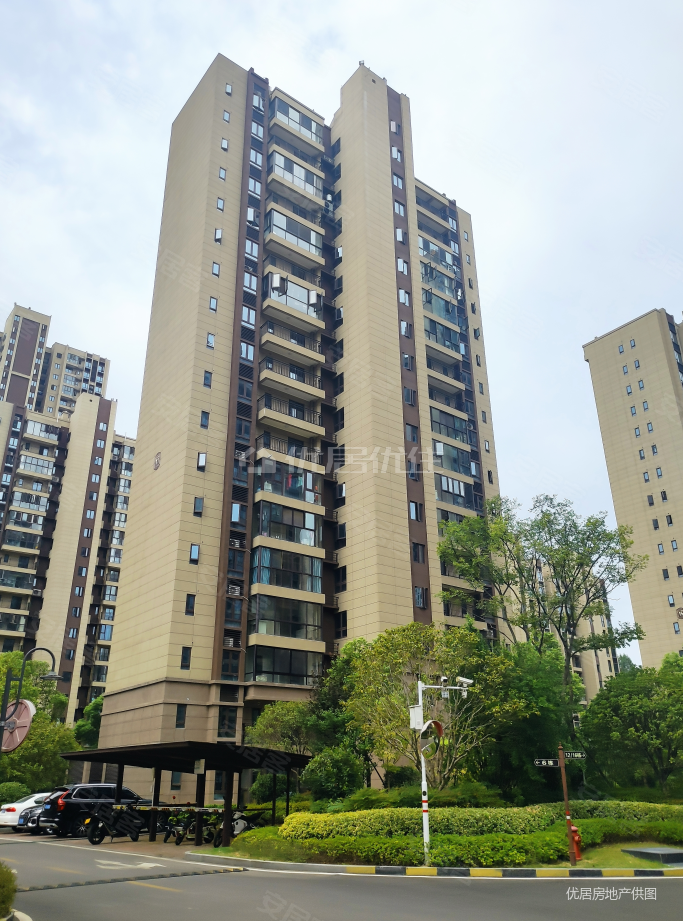 好房必看伍家岗东站旁碧桂园公园壹号精装大四房满二送车位