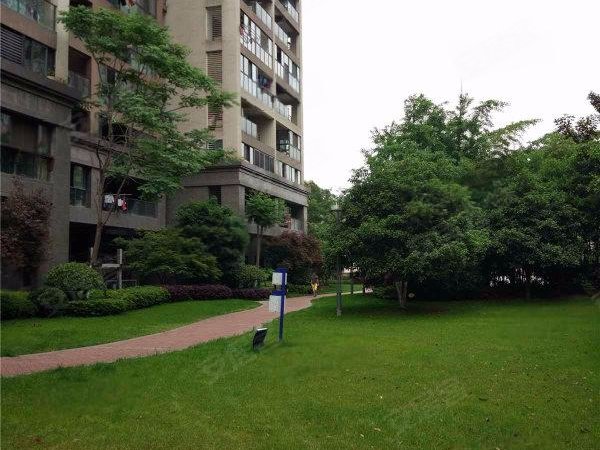 杭州滨江西兴欣盛东方郡(东区)十万火急笋价出租 精装修东方郡出租