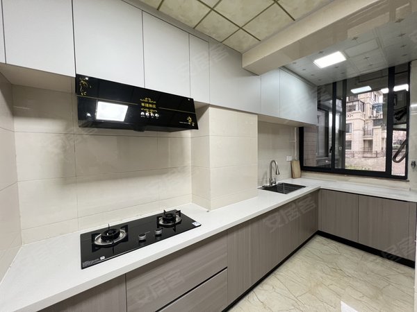 金华东阳横店玫瑰星城2600一月玫瑰星城精装两房有超大阳台随时看房出租房源真实图片