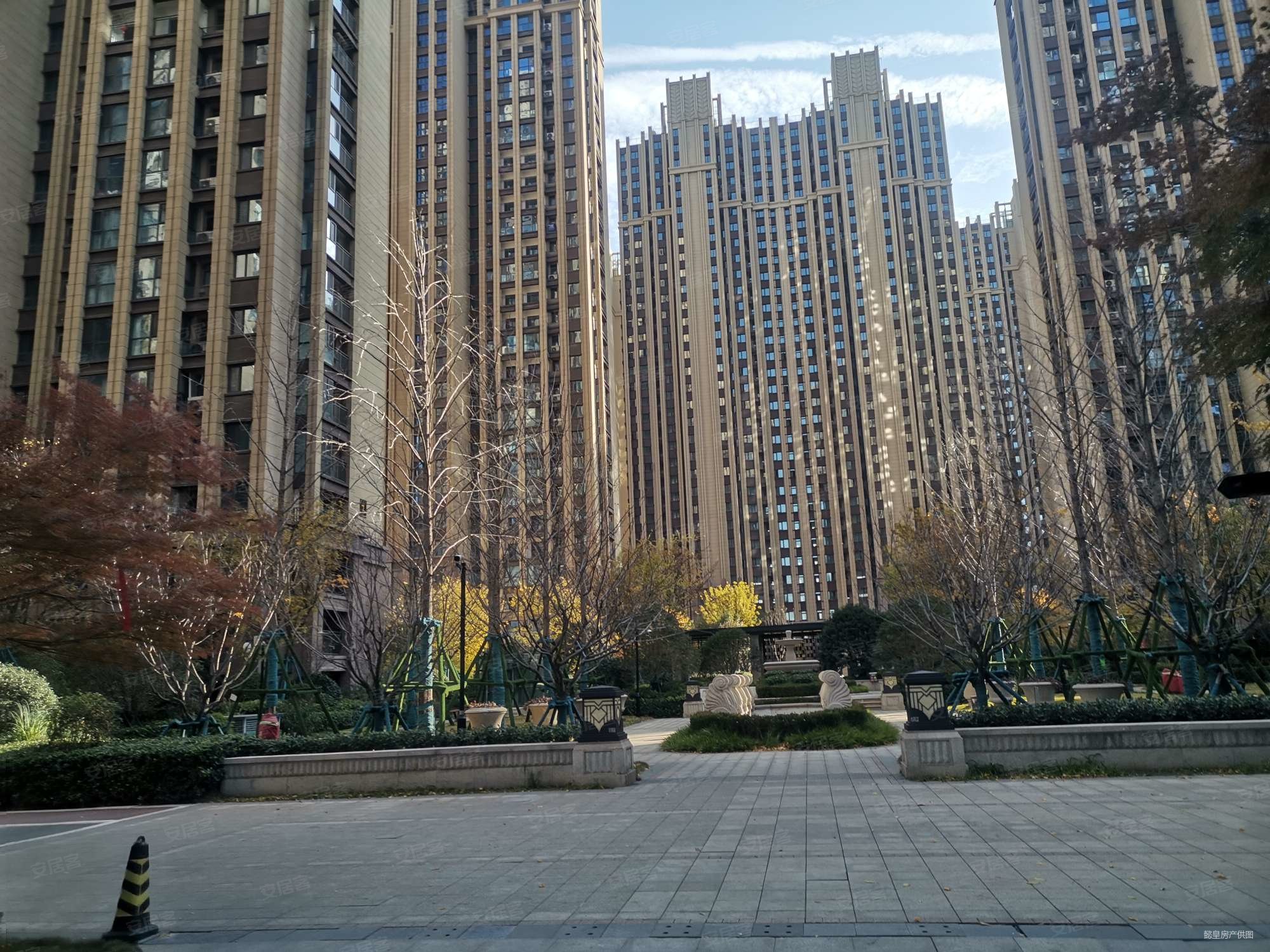 居住密度低 满二,建业贰号城邦二手房,107万,3室2厅,2卫,125平米-洛阳