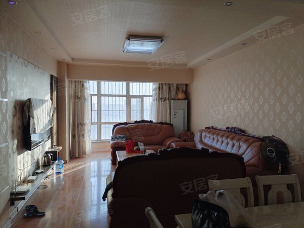 阿克苏阿克苏市阿克苏城区紫荆花园紫荆花园三室两厅精装幸福里农一师