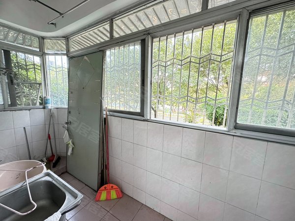 深圳宝安碧海湾碧海湾花园双地铁口新上三房,碧海湾花园业主急租 拎包