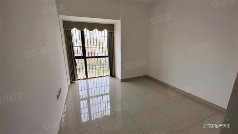 龙华90出 清湖地铁口精装可拎包入住  商品住宅 来电带车位