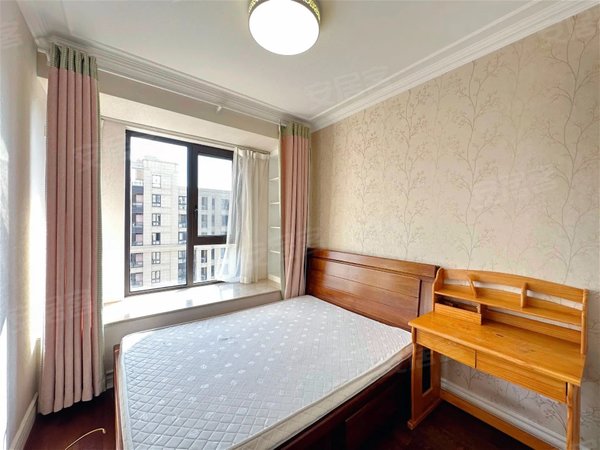 上海松江泗泾保利翡丽公馆新上好房 实拍 泗泾地铁口0距离 保利翡丽