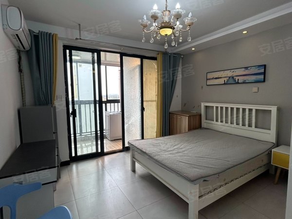 上海浦东川沙心圆西苑迪士尼上班看过来,有班车,交通便利,停车方便