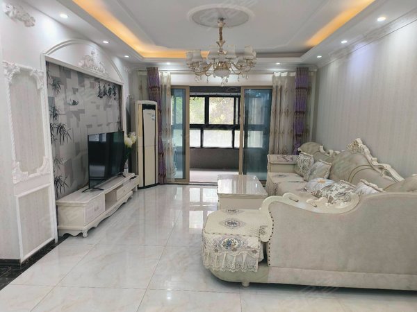 昆山周市镇万达博威黄金海岸博威黄金海岸花园出租3房2卫,随时可以