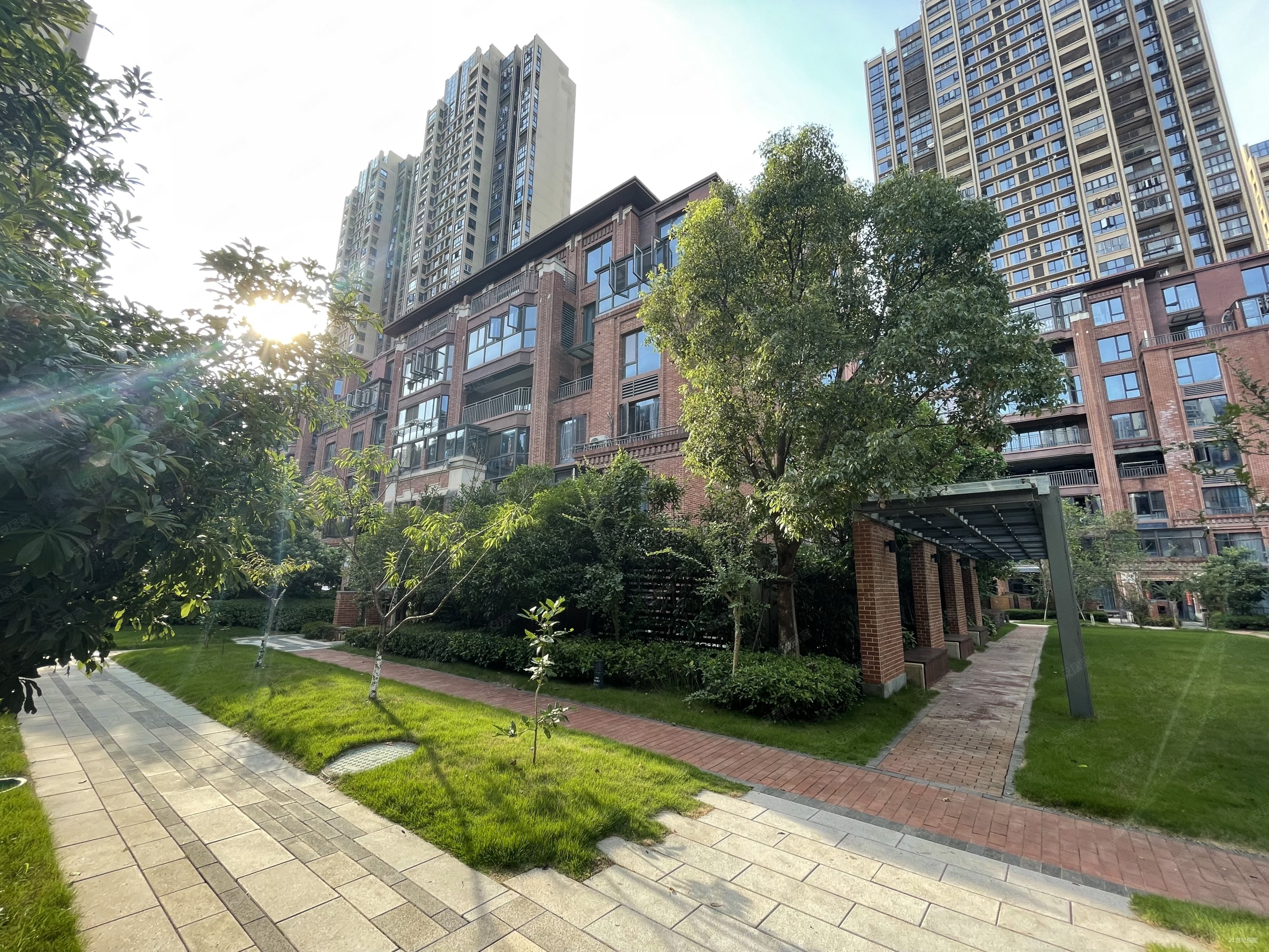 绿地国际博览城御珑