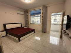 阜阳太和人民中路急租，文庙旁边富裕城 两室两厅一卫，家具家电齐全拎包入住，真出租房源真实图片