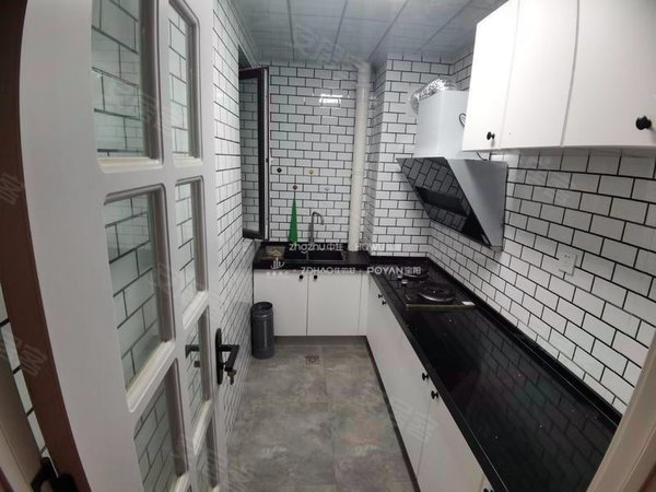 济南槐荫腊山立交桥剑桥府邸财富壹号广场南邻 精装 电梯两室 有钥匙