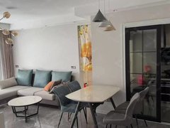 鹰潭月湖月湖城区市中心凯翔新天地两室两厅一卫精装修家具家电齐全拎包入住交通出租房源真实图片
