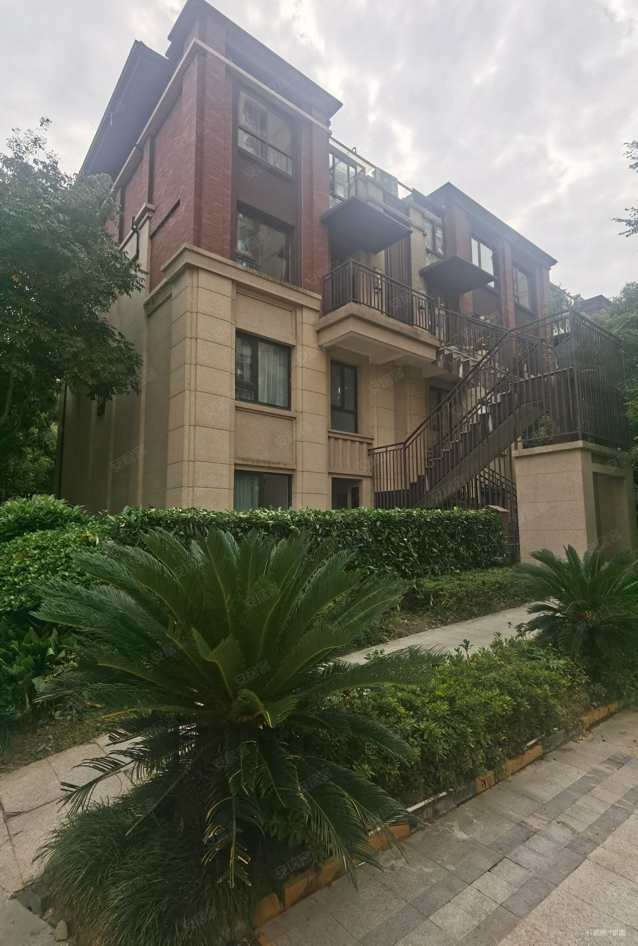 苏州房产网>苏州二手房>吴中二手房>郭巷二手房>阳光城愉景湾>