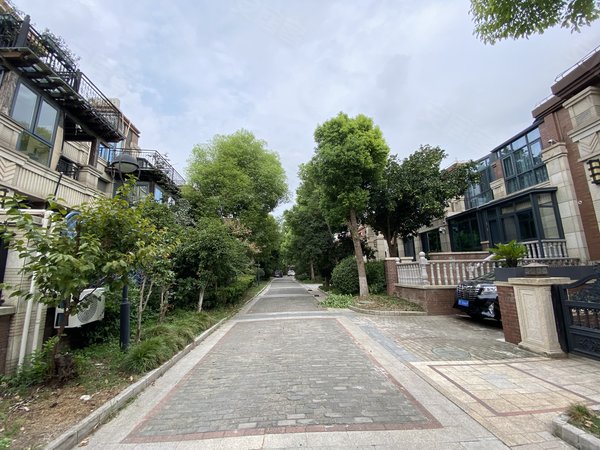 【多图】新天地荻泾花园(公寓住宅),顾村租房,可分配沙浦路幼儿园!