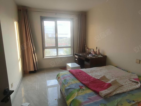 天津宝坻海滨街天悦园天悦园   精装修  领包入户   全包1200元 有