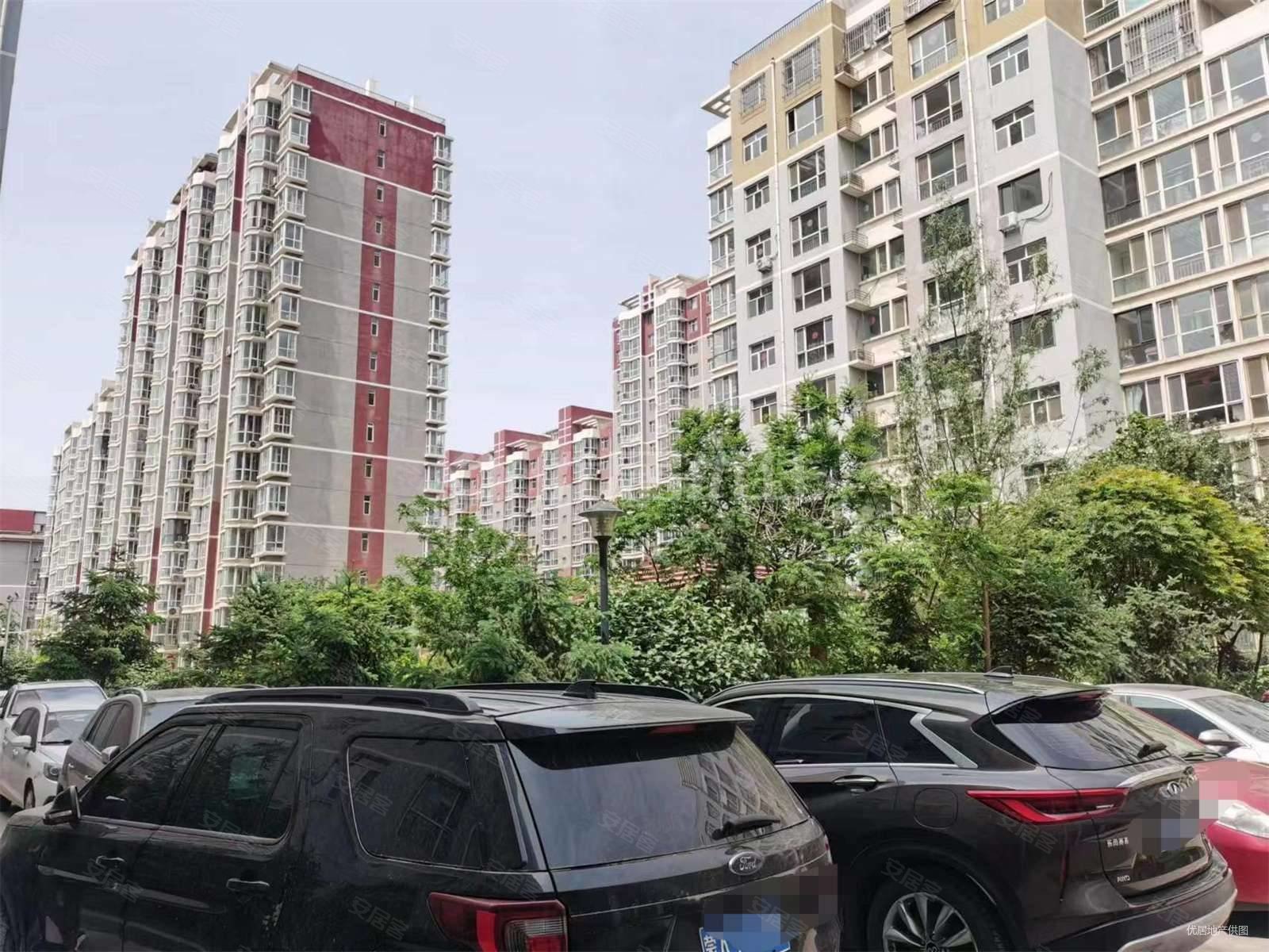 钰景花园3室2厅2卫125㎡南北125万