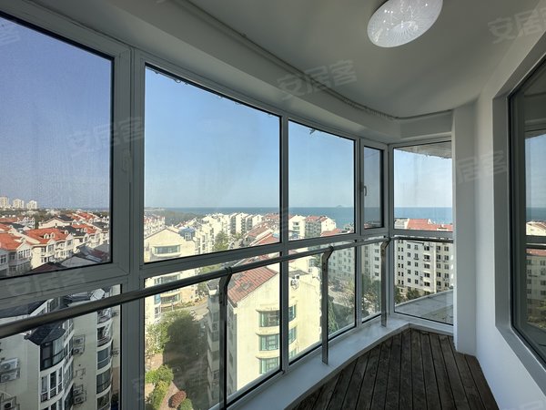 青岛市南奥帆中心海信燕岛国际公寓海信燕岛国际,高端小区,近海看海