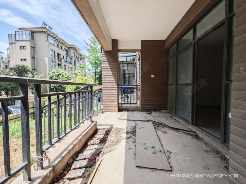 花园洋房 院子60平 龙山庄园 物以 为贵 性价比王 便宜