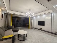 防城港港口桃花湾广场领秀一方3房2厅2卫  南北通透客厅有空调豪华装修拎包入住出租房源真实图片